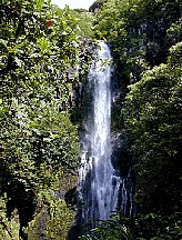 6735waterfall.jpg