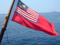 The Malaysian naval flag.  There are 14 states in Malaysia, as you can see. (707x530, 93.3 kilobytes)