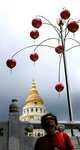 Kek Lok Si - the pagoda and a lightpost of lanterns (293x550, 68.9 kilobytes)