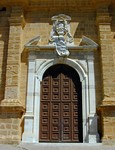 Entrance to the Duomo (Cathedral) (384x500, 86.1 kilobytes)