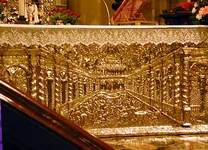 Silver altar in the Duomo (695x500, 99.6 kilobytes)